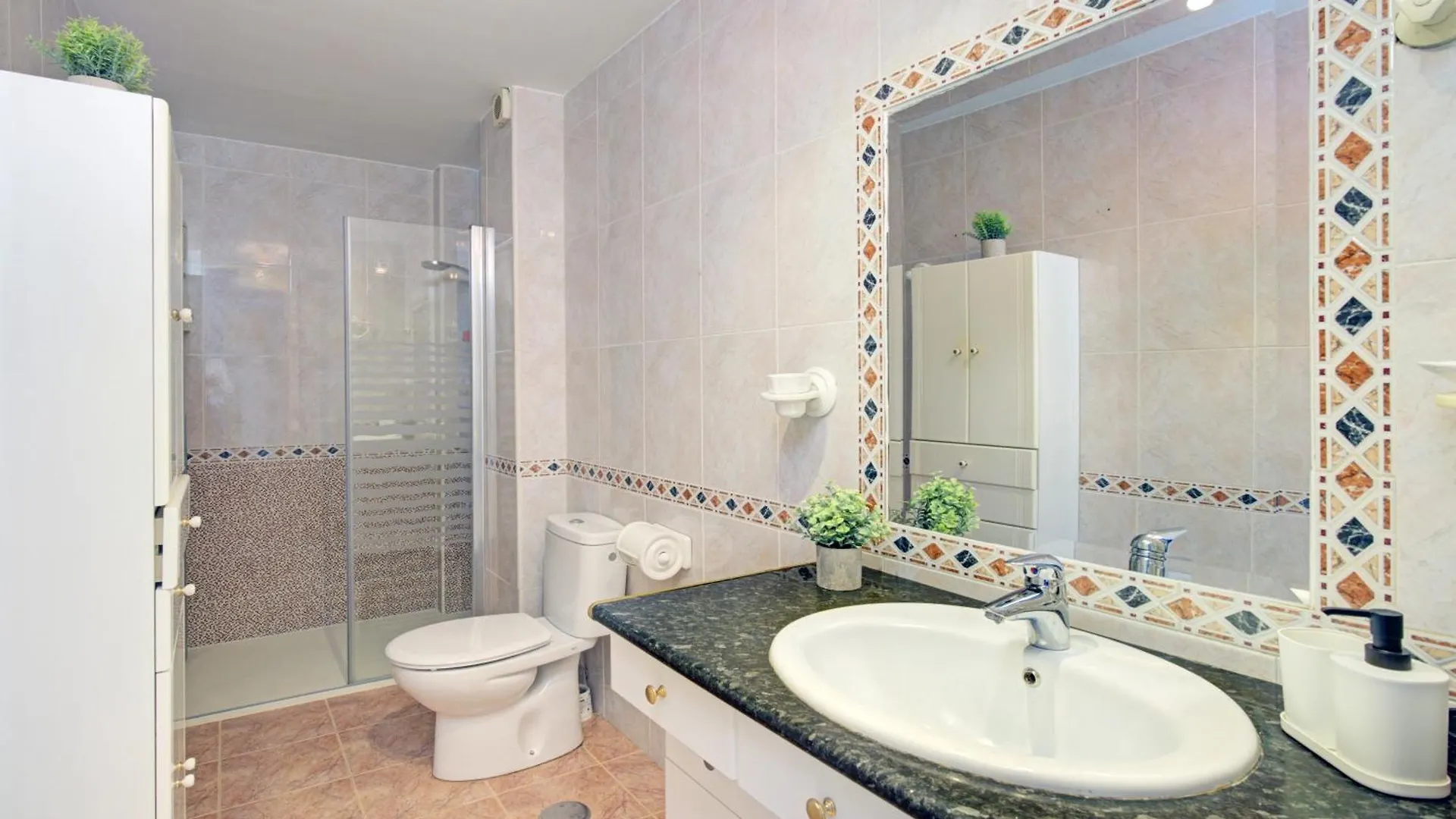 Apartamento En Granada Cerca De Albaicin